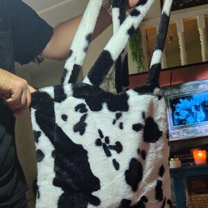 Cow print purse 🐄